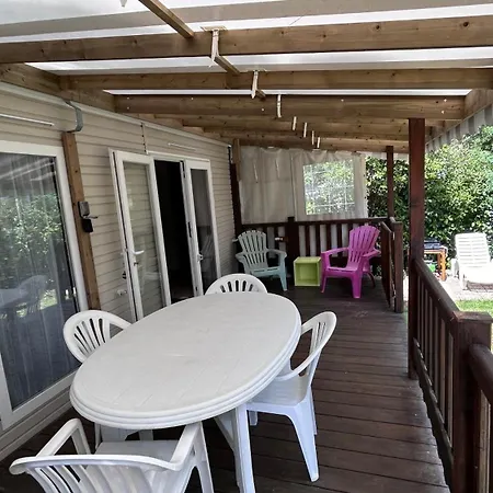 Kemping Mobil De 44m2 La Palmyre